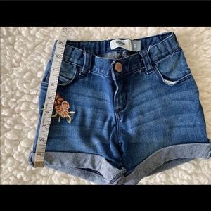 Old navy denim shorts size 5T